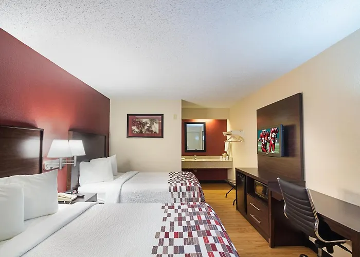 Pet Friendly hotel: Red Roof Inn Madison, Wi